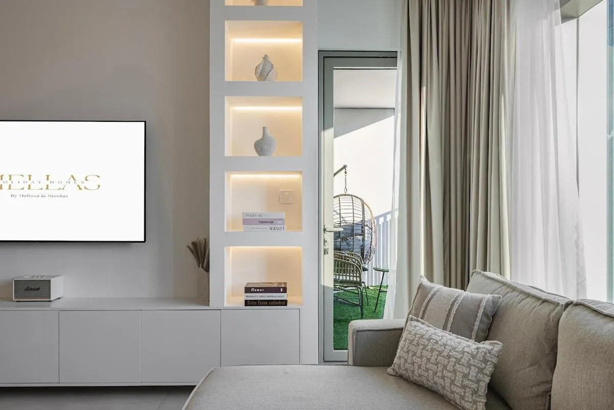 Apartment Mellas - Burj View - 2B - 9 Min Walk To Fountains Dubai
