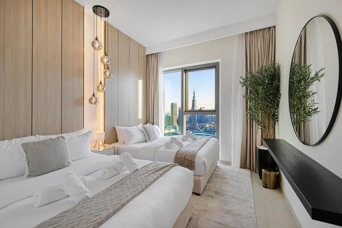 Mellas - Burj View - 2B - 9 Min Walk To Fountains Dubai 0*,  United Arab Emirates