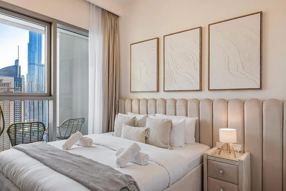 Apartment Mellas - Burj View - 2B - 9 Min Walk To Fountains Dubai