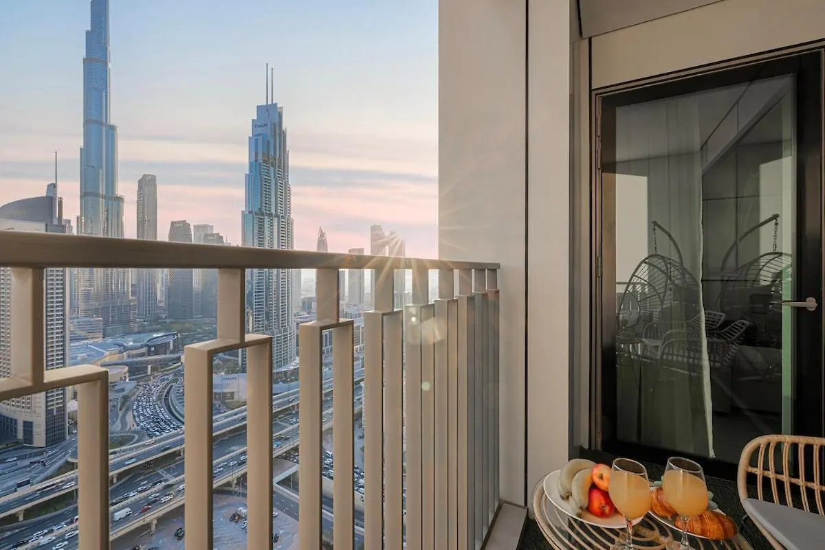 Apartment Mellas - Burj View - 2B - 9 Min Walk To Fountains Dubai